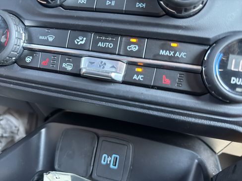 Used 2024 Ford Bronco Badlands AWD/4WD image 28