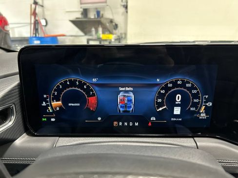 Used 2024 Ford Mustang GT Premium RWD image 17