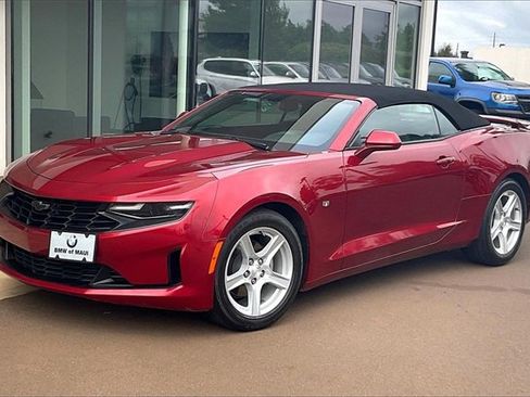 Used 2023 Chevrolet Camaro LT image 1