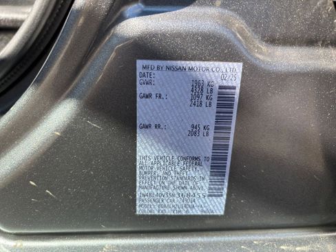 Used 2025 Nissan Altima 2.5 SV FWD image 24