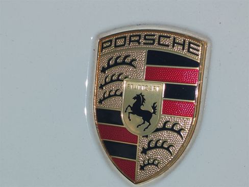 Used 2020 Porsche Cayenne S image 12