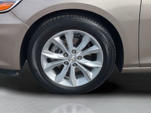 Used 2025 Chevrolet Malibu LT image 11