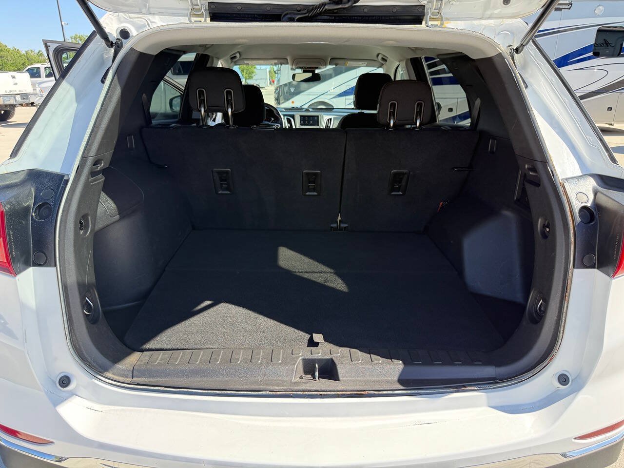 Used 2020 Chevrolet Equinox LT AWD/4WD image 25