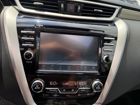 Used 2015 Nissan Murano Platinum w/ Platinum Technology Package AWD/4WD image 27