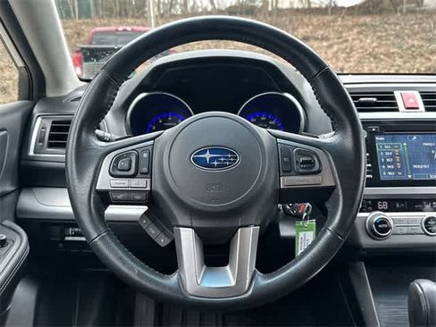 Used 2015 Subaru Outback 2.5i Premium image 7