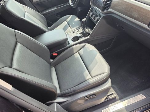 Used 2020 Volkswagen Atlas SEL FWD image 22