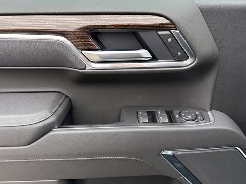 New 2026 GMC Sierra 1500 Elevation image 12