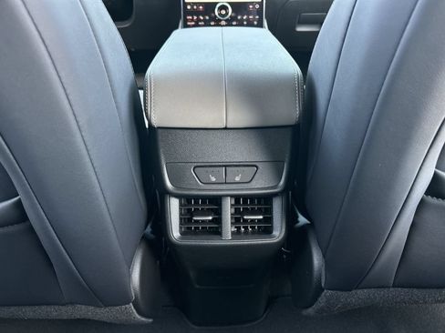 New 2027 GMC Terrain Elevation w/ Elevation Premium Package AWD/4WD image 21