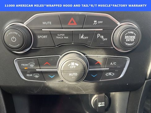 Used 2023 Dodge Charger R/T w/ Plus Group image 29