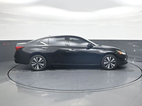 Used 2019 Nissan Altima 2.5 SV image 8