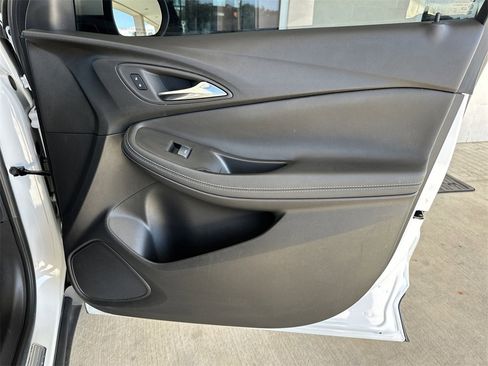 Certified 2023 Buick Encore GX Essence w/ Experience Buick Package image 36