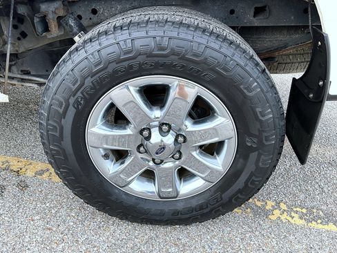 Used 2014 Ford F150 XLT w/ Equipment Group 302A Luxury AWD/4WD image 23