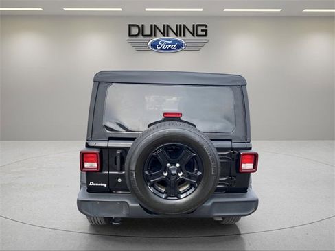 Used 2019 Jeep Wrangler Unlimited Sport w/ Cold Weather Group image 3