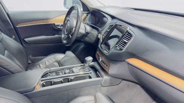 Used 2016 Volvo XC90 T5 Inscription w/ Vision Package AWD/4WD image 14