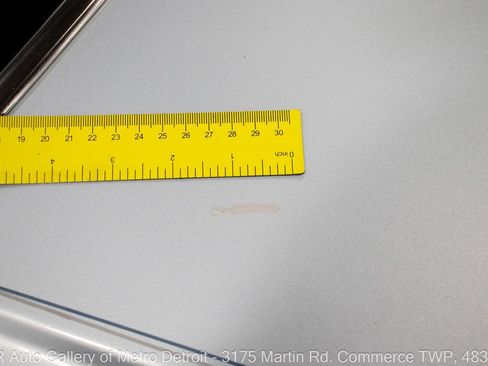 Used 1986 Lincoln Town Car image 31