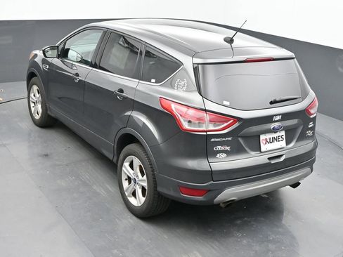 Used 2016 Ford Escape SE image 16
