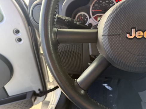 Used 2010 Jeep Wrangler Unlimited Sport image 37