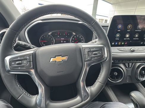 Used 2023 Chevrolet Blazer LT image 14