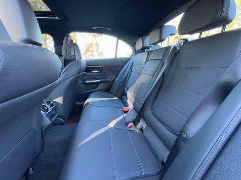 Used 2025 Mercedes-Benz C 300 Sedan image 13