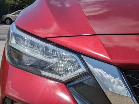 Used 2022 Nissan Sentra SR FWD image 11