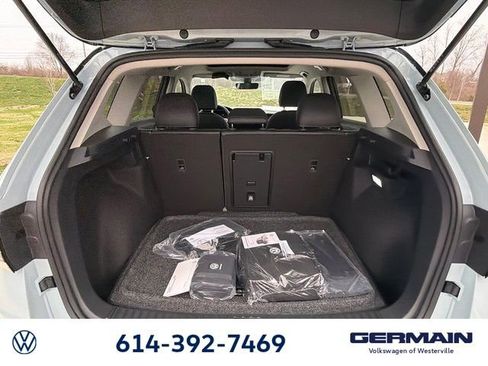 New 2026 Volkswagen Taos SE image 16