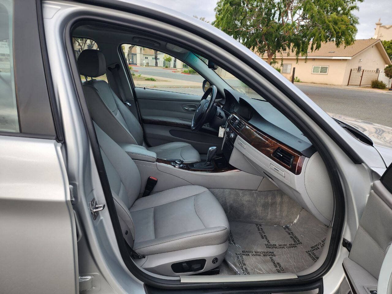 Used 2011 BMW 328i Sedan RWD image 17