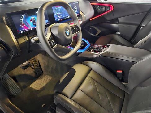 Certified 2025 BMW X3 xDrive30i w/ Premium Package image 9