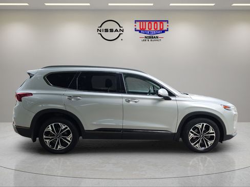 Used 2020 Hyundai Santa Fe Limited AWD/4WD image 2