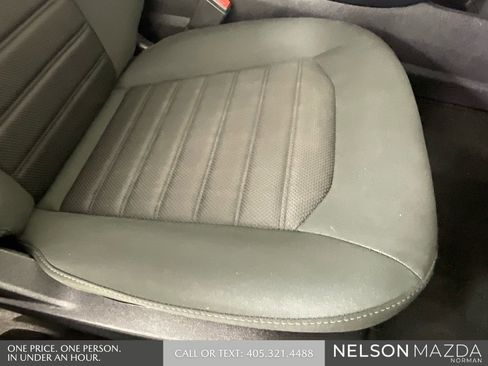 Used 2019 Ford Fusion SE image 26