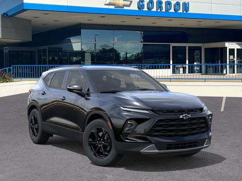 New 2026 Chevrolet Blazer LT w/ Sound & Technology Package AWD/4WD image 7