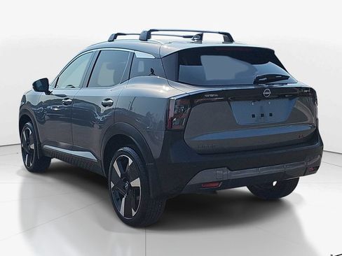 Used 2026 Nissan Kicks SR FWD image 8