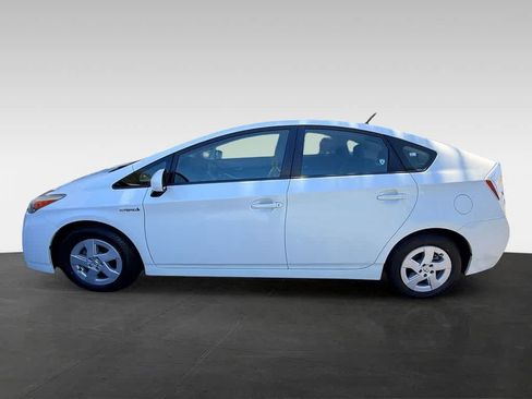 Used 2010 Toyota Prius Three FWD image 3