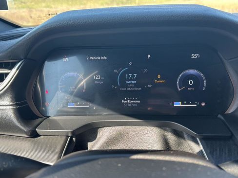 Used 2023 Jeep Grand Cherokee Altitude AWD/4WD image 14