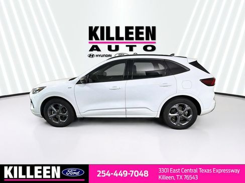 Used 2023 Ford Escape ST-Line w/ Tech Pack #1 FWD image 4