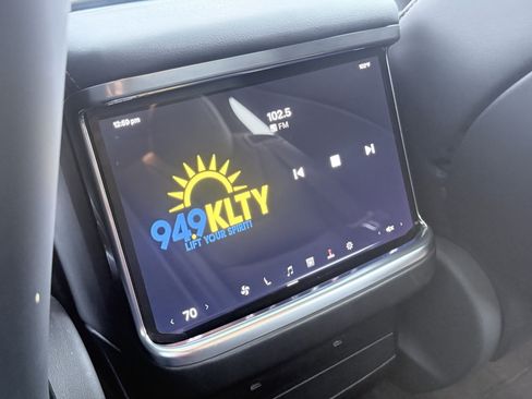 Used 2023 Tesla Model X AWD/4WD image 55