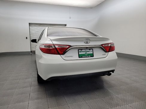 Used 2016 Toyota Camry XSE image 6