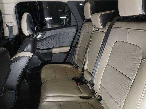 Used 2020 Ford Escape Titanium AWD/4WD image 20