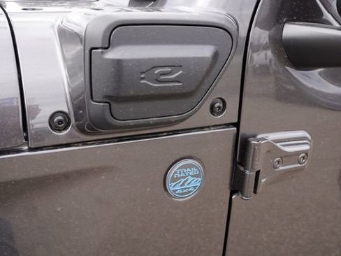 Certified 2025 Jeep Wrangler Unlimited Sahara w/ Safety Group image 15