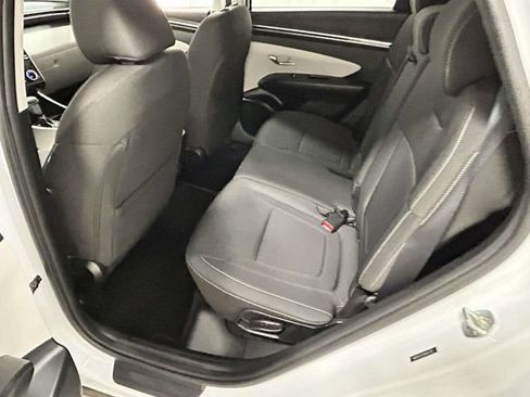 Used 2022 Hyundai Tucson SEL FWD image 9