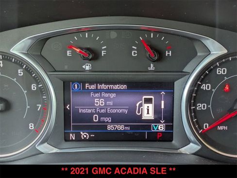 Used 2021 GMC Acadia SLE w/ Driver Convenience Package image 7
