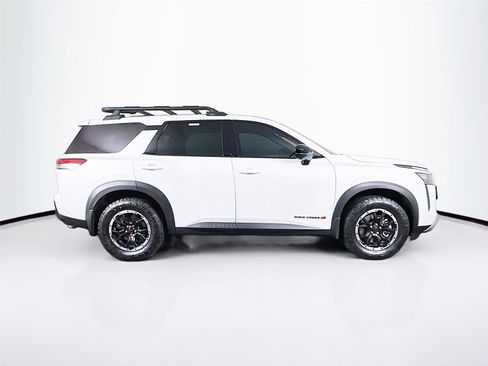 Used 2026 Nissan Pathfinder Rock Creek AWD/4WD image 12