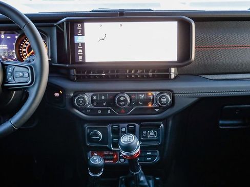 New 2026 Jeep Wrangler Unlimited Rubicon w/ Steel Bumper Group image 16