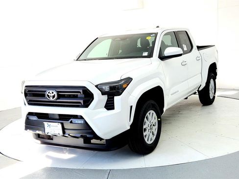 New 2025 Toyota Tacoma SR5 image 2