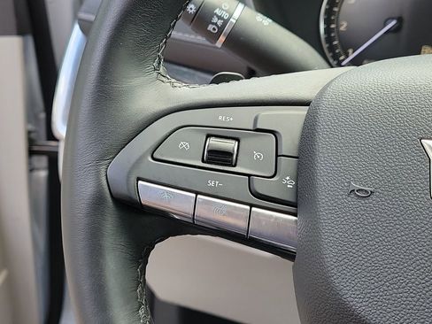Used 2020 Cadillac XT4 Premium Luxury FWD image 32