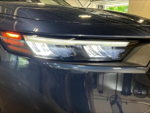 Used 2023 Honda Accord EX image 32