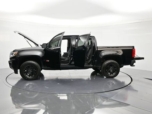 Certified 2021 Chevrolet Colorado Z71 w/ Z71 Midnight Edition image 47