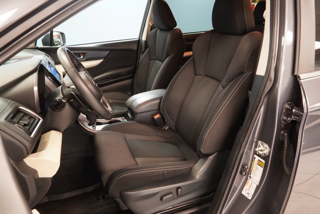 Used 2020 Subaru Ascent Premium w/ Convenience Package AWD/4WD image 3