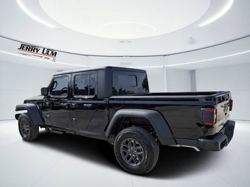 New 2026 Jeep Gladiator Sport AWD/4WD image 5