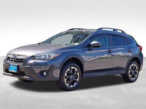 Used 2023 Subaru Crosstrek 2.0i Premium AWD/4WD image 3