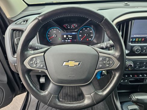 Used 2020 Chevrolet Colorado Z71 image 17